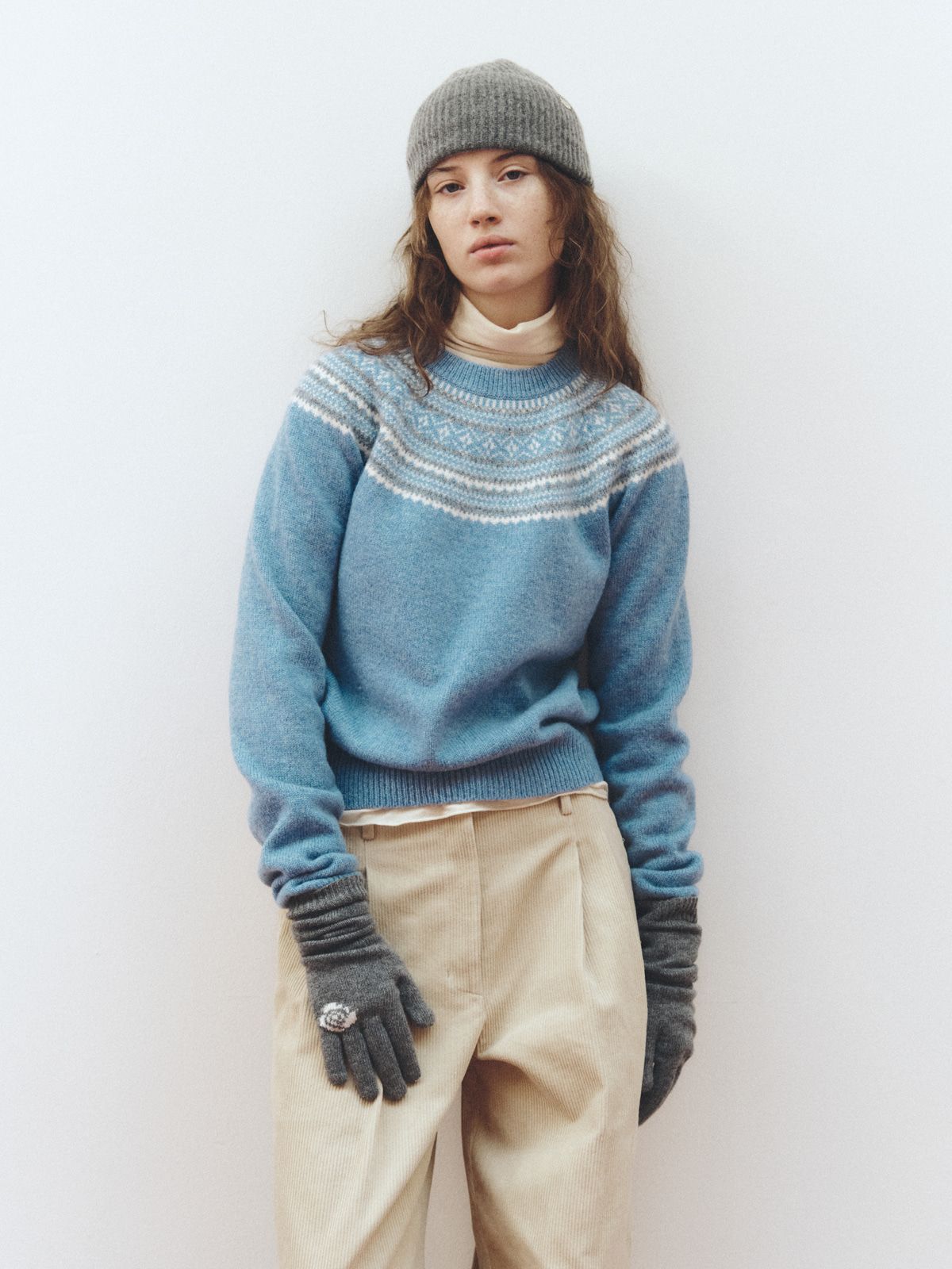 리플레인(REPLAIN) CASHMERE BLEND ROSE GLOVES_GREY