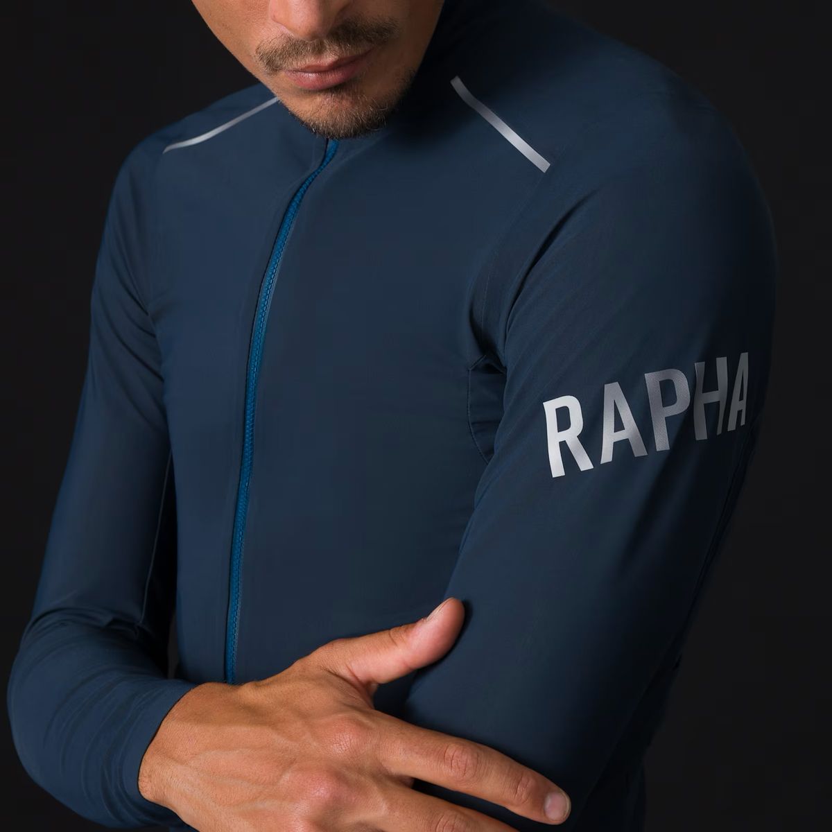 라파(RAPHA) 남성용 프로팀 롱 슬리브 섀도우 져지 카본