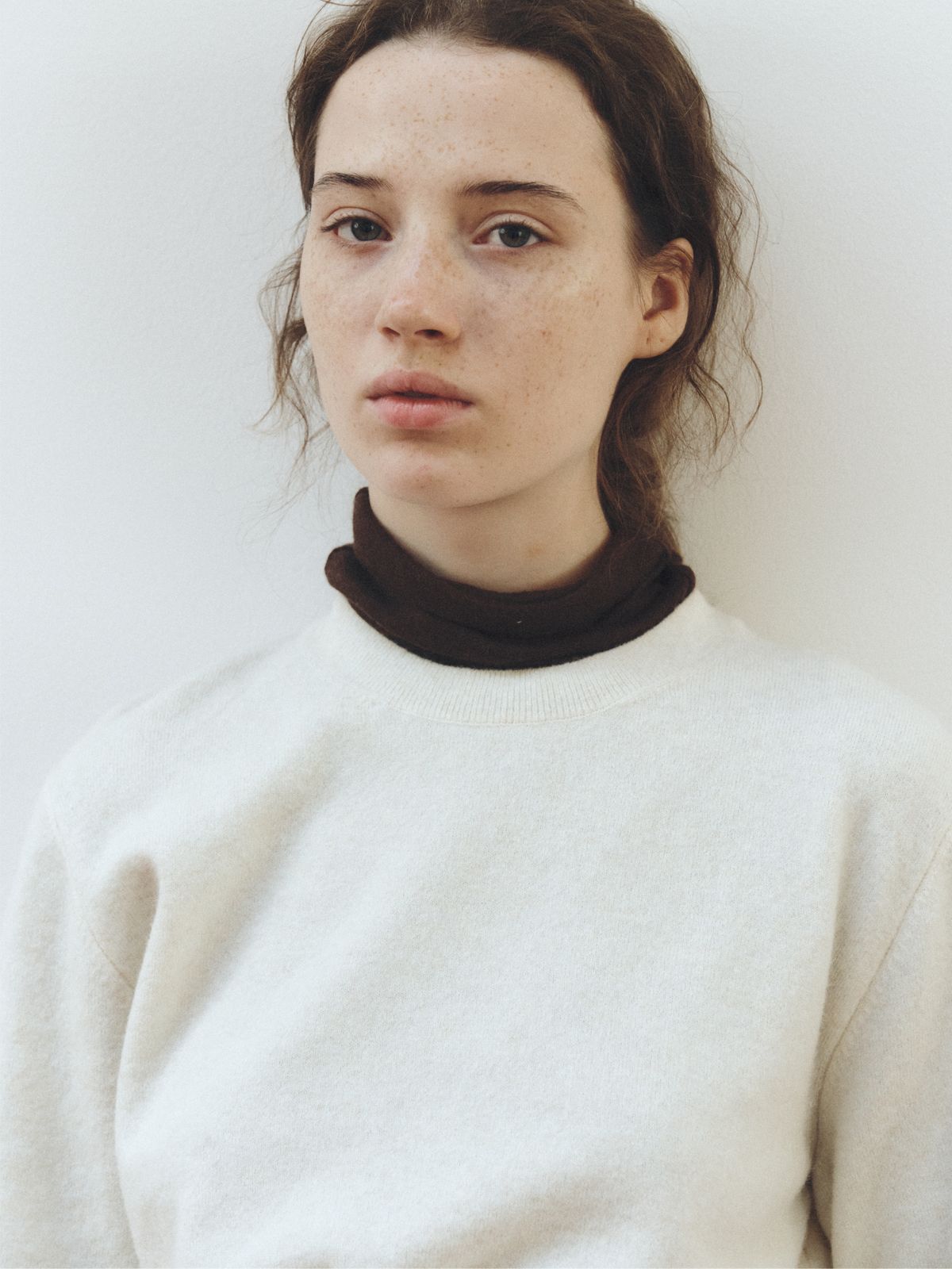 리플레인(REPLAIN) SOFT WOOL ROUND-NECK KNIT TOP_CREAM