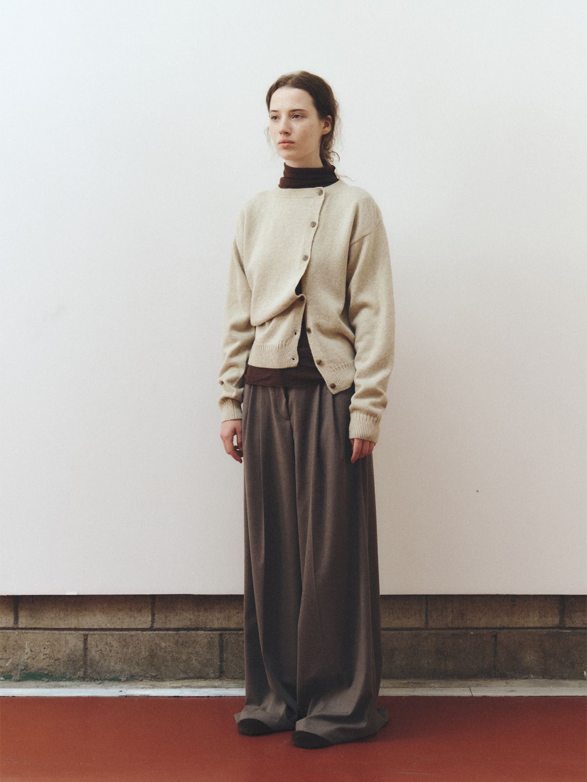 리플레인(REPLAIN) SIDE BUTTON ALPACA CARDIGAN_PALE BEIGE