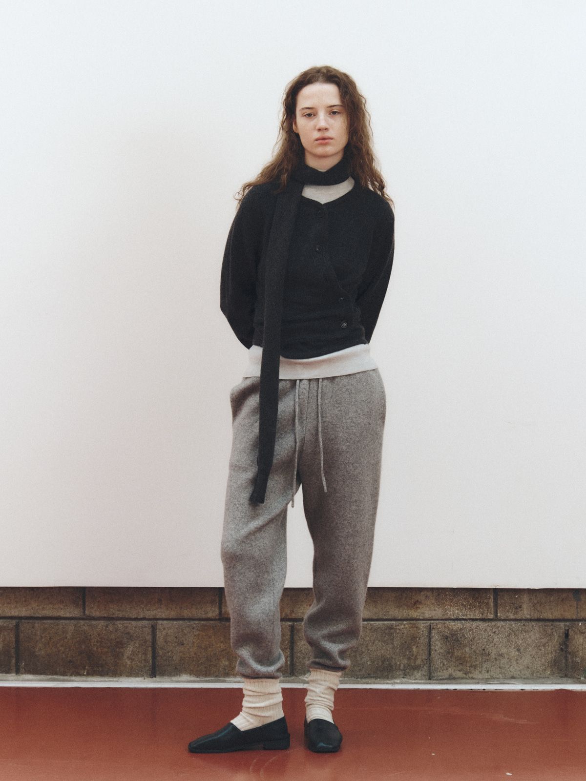 리플레인(REPLAIN) PURE WOOL JOGGER PANTS_GREY