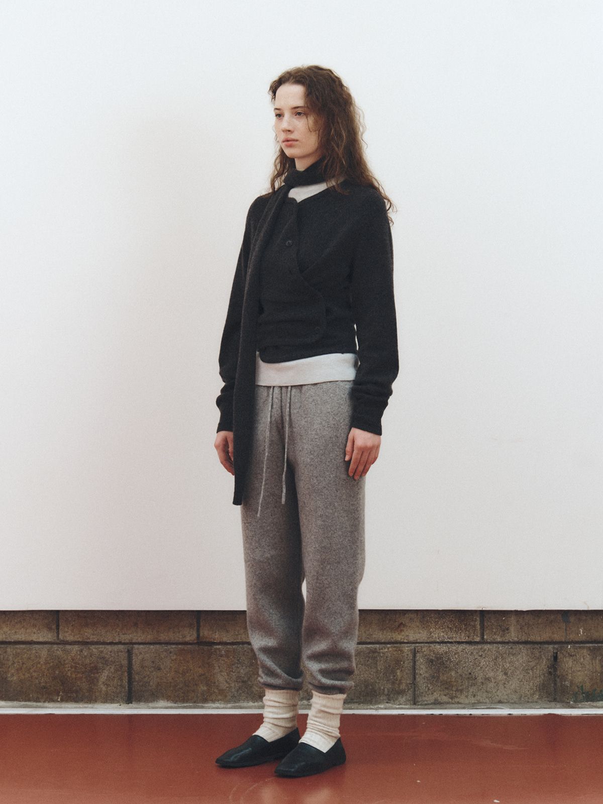 리플레인(REPLAIN) PURE WOOL JOGGER PANTS_GREY