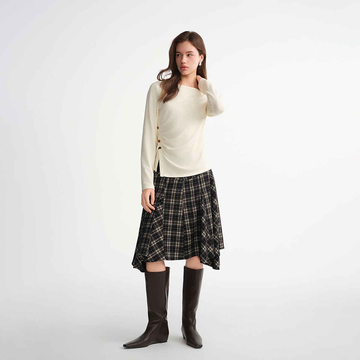 에이앤레이(AEIREI) AR_Side button point long sleeve top_IVORY