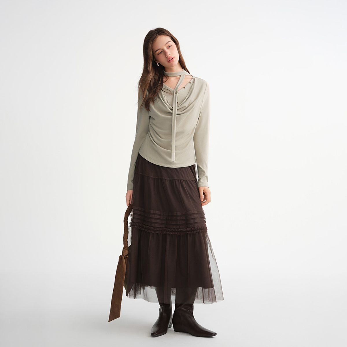에이앤레이(AEIREI) AR_Scarf shirring long sleeve top_KHAKI
