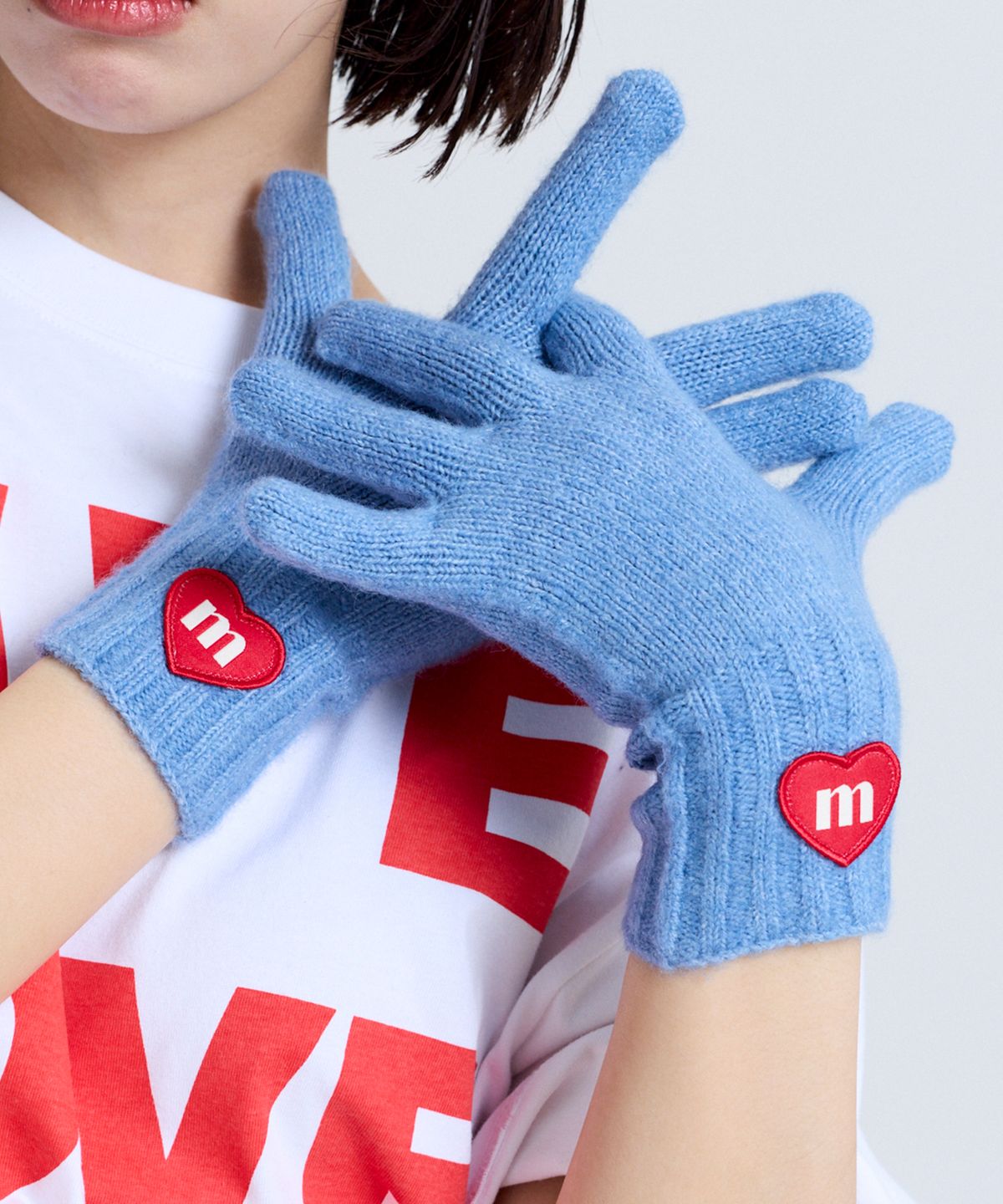 마크니(MACNI) LOVE M FINGER HOLE KNIT GLOVES SKY BLUE