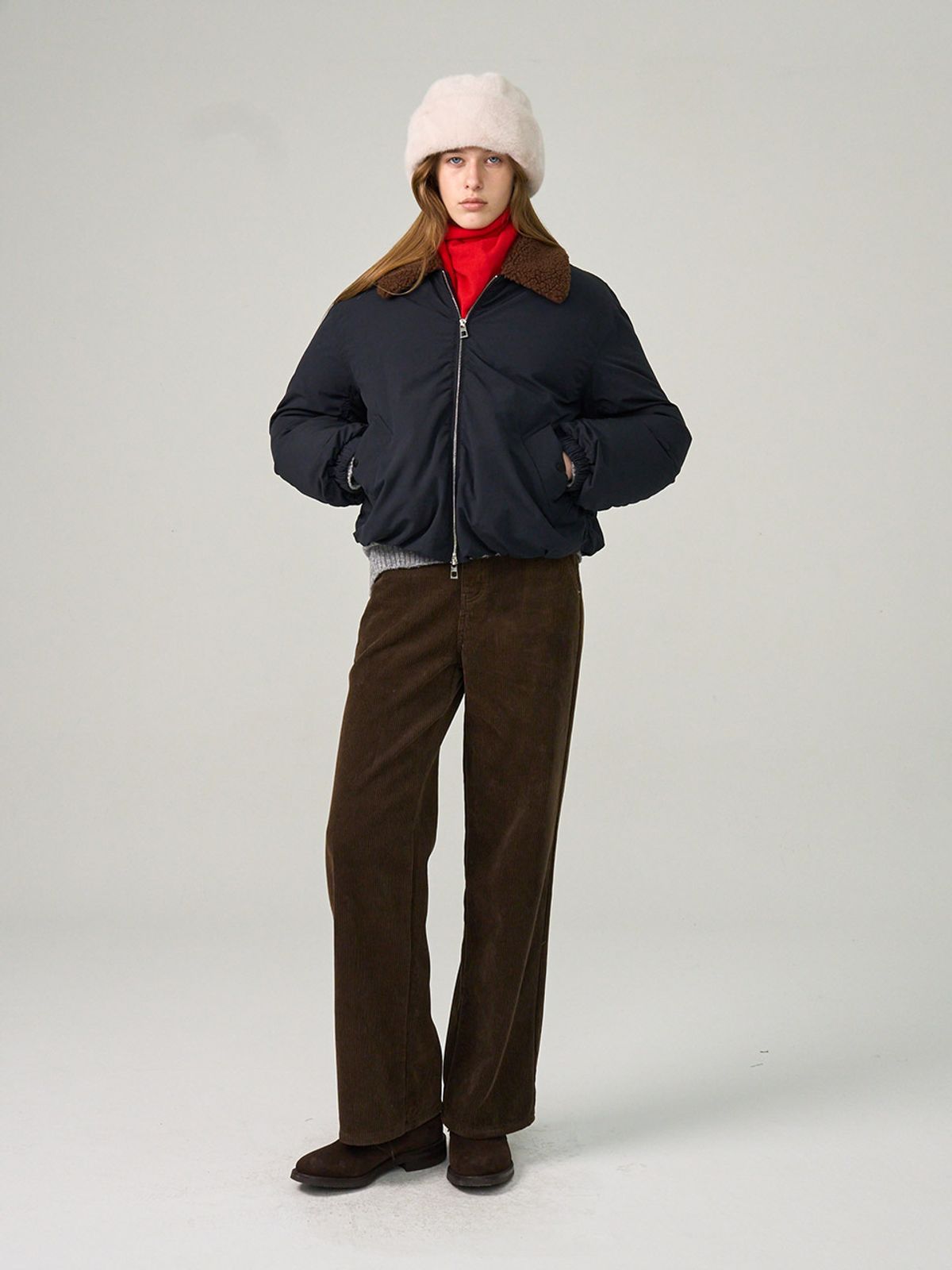 헌치(HUNCH) Boucle Fur Collar Bomber Jumper