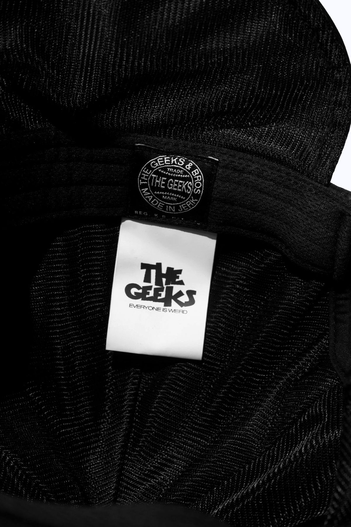 더 긱스(THE GEEKS) Leather earflap cap - Black