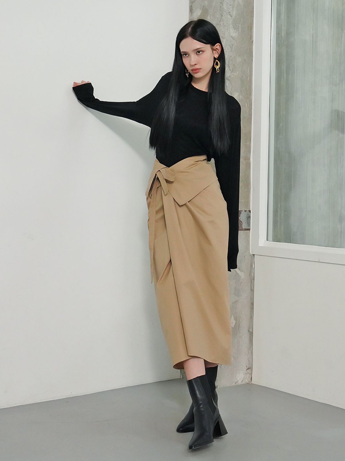 뮤즈바이로즈(MUSE BY ROSE) 루나 LUNA 울 텐셀 루즈 탑 (블랙)