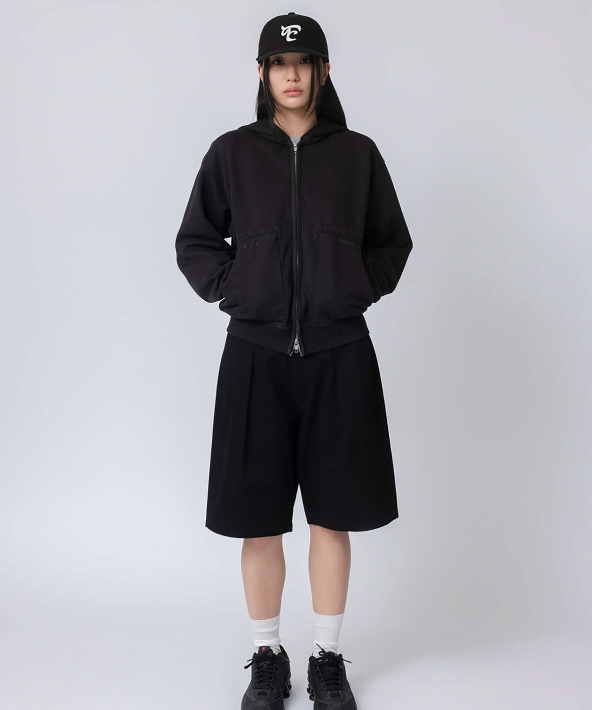 파버(FABEUR) LOOSE FIT COTTON SHORTS (BLACK)