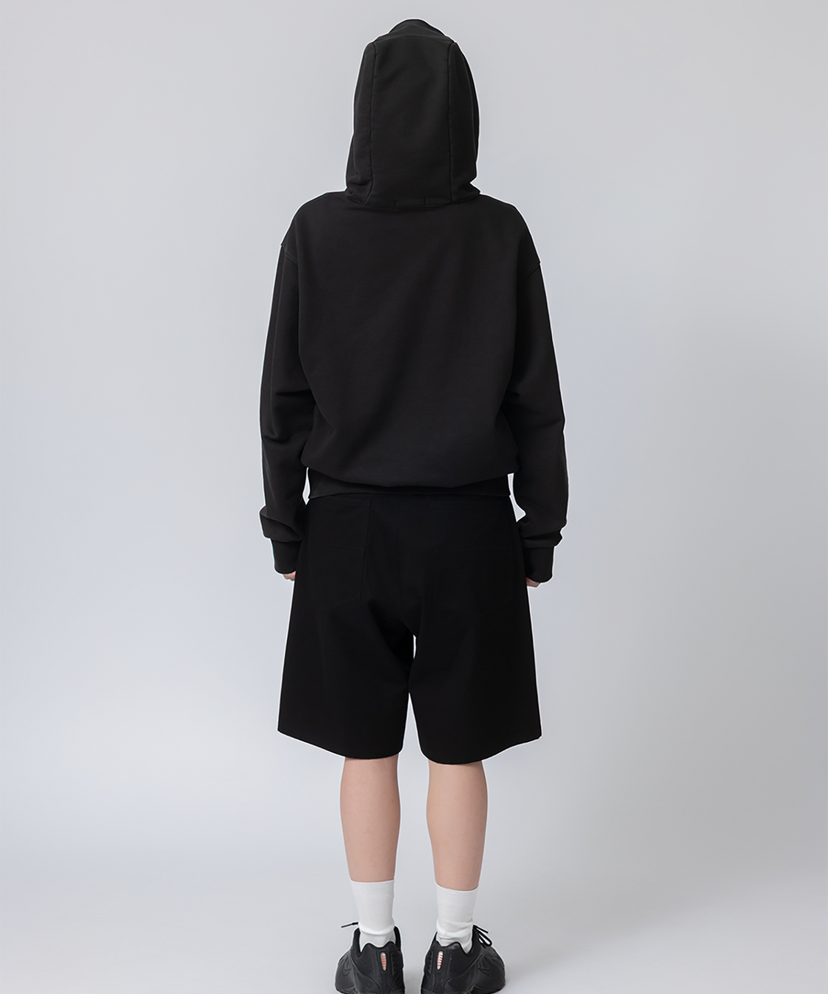 파버(FABEUR) LOOSE FIT COTTON SHORTS (BLACK)