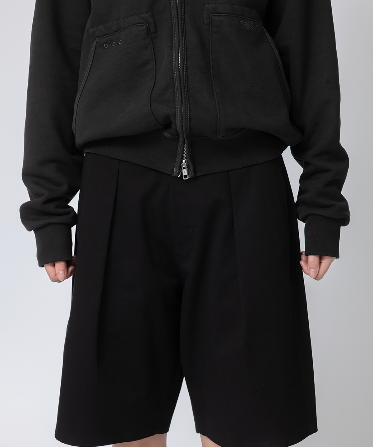 파버(FABEUR) LOOSE FIT COTTON SHORTS (BLACK)