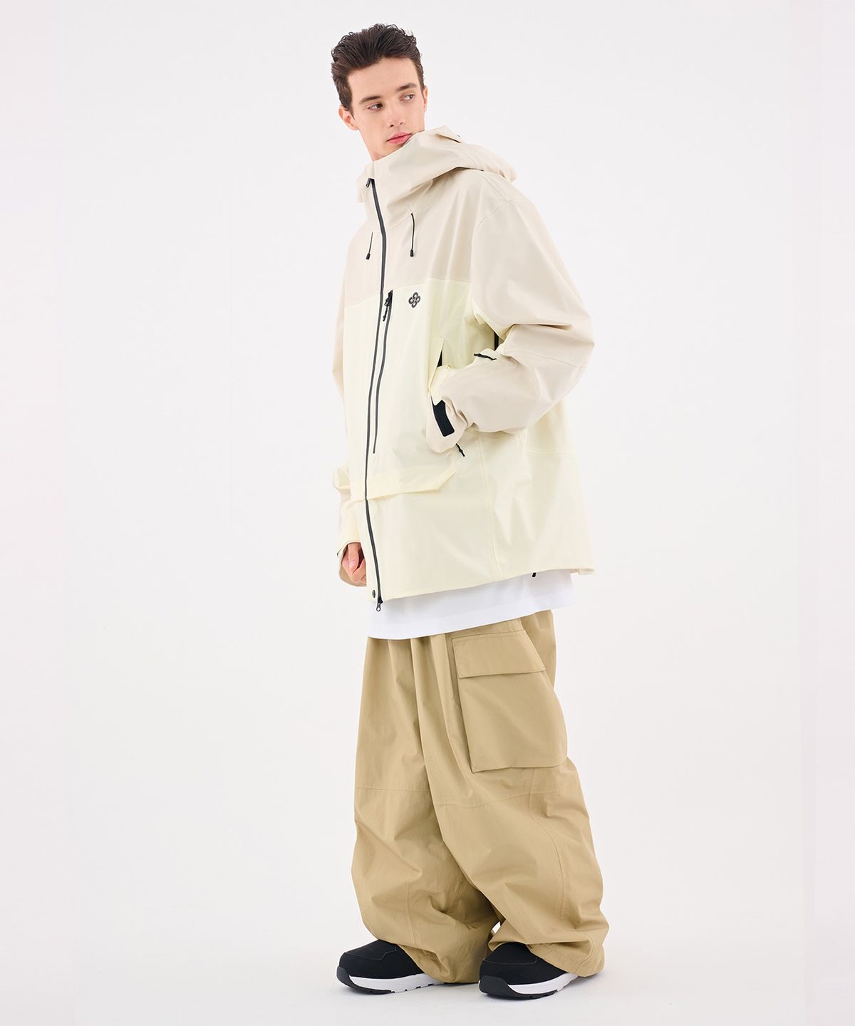 돌아우터웨어(DOLL OUTERWEAR) [2PACK] 와이드 핏 카고 레귤러 팬츠 BLACK/BEIGE