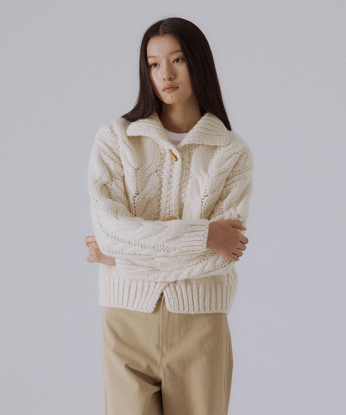 실른(SILN) Aran wool knit cardigan (IVORY)