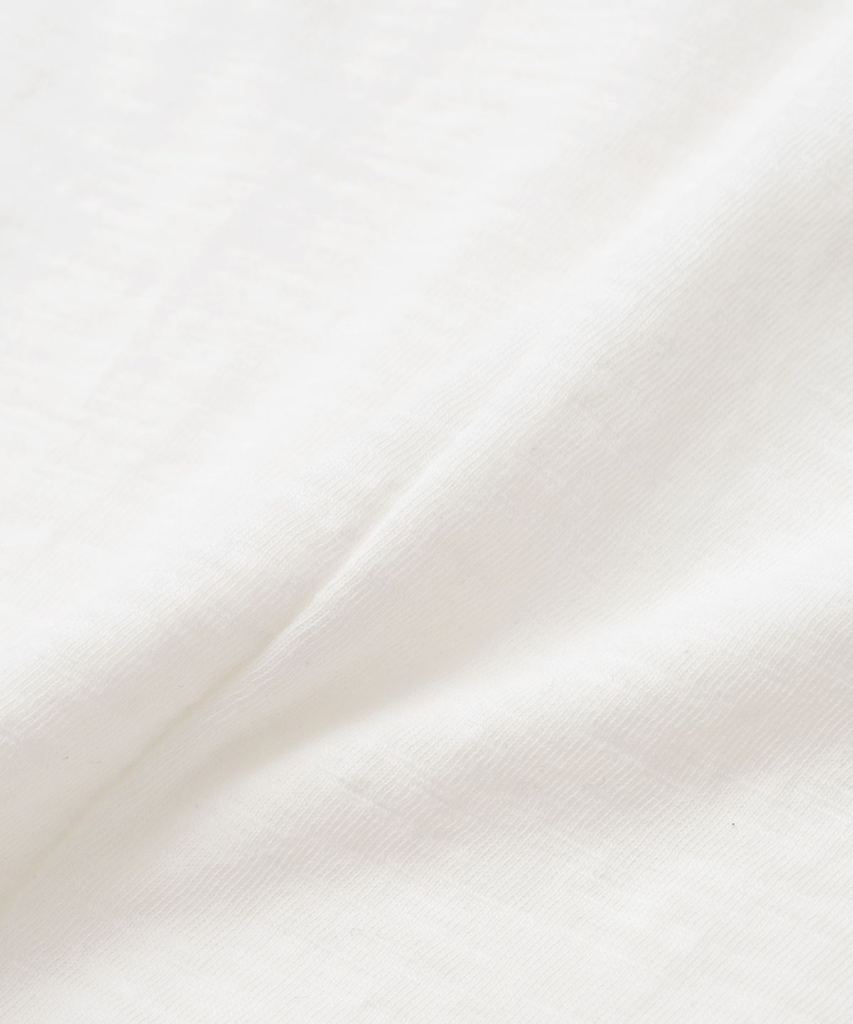 엑스오엑스(XOX) 로우 컷 슬럽 긴팔 티셔츠[WHITE]