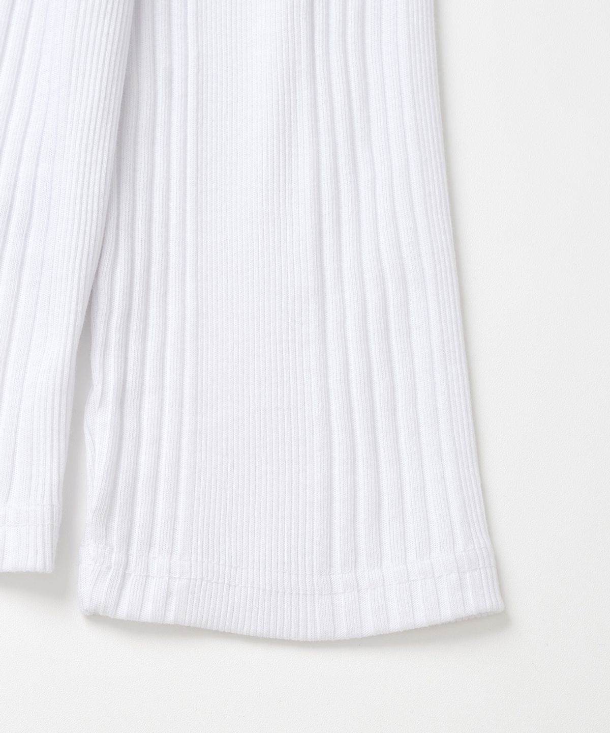 엑스오엑스(XOX) 리브드 헨리넥 긴팔 티셔츠[WHITE]