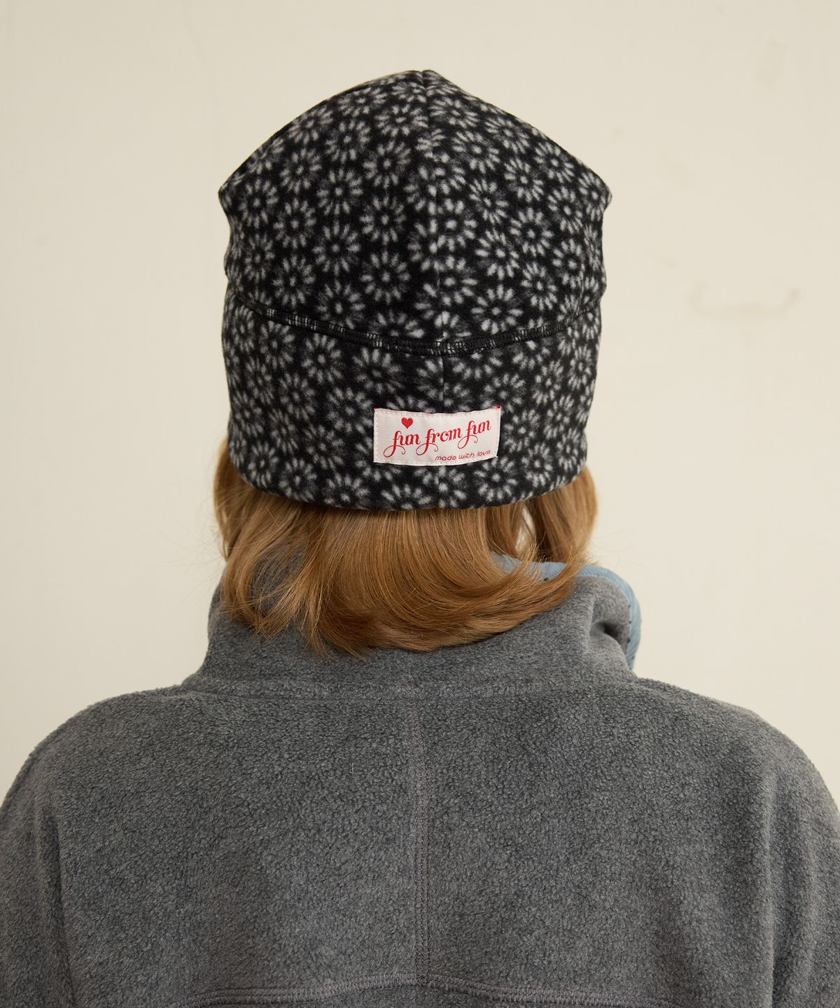 펀프롬펀(FUNFROMFUN) Flower Child Earmuff Beanie, Black
