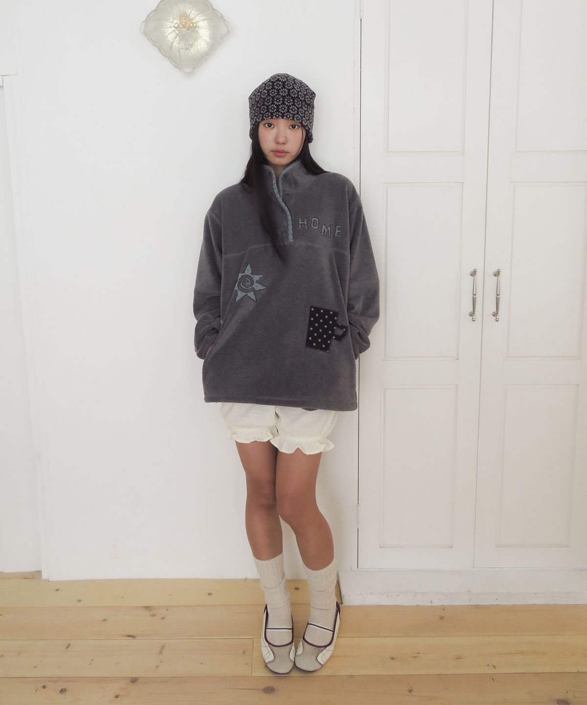 펀프롬펀(FUNFROMFUN) Flower Child Earmuff Beanie, Black