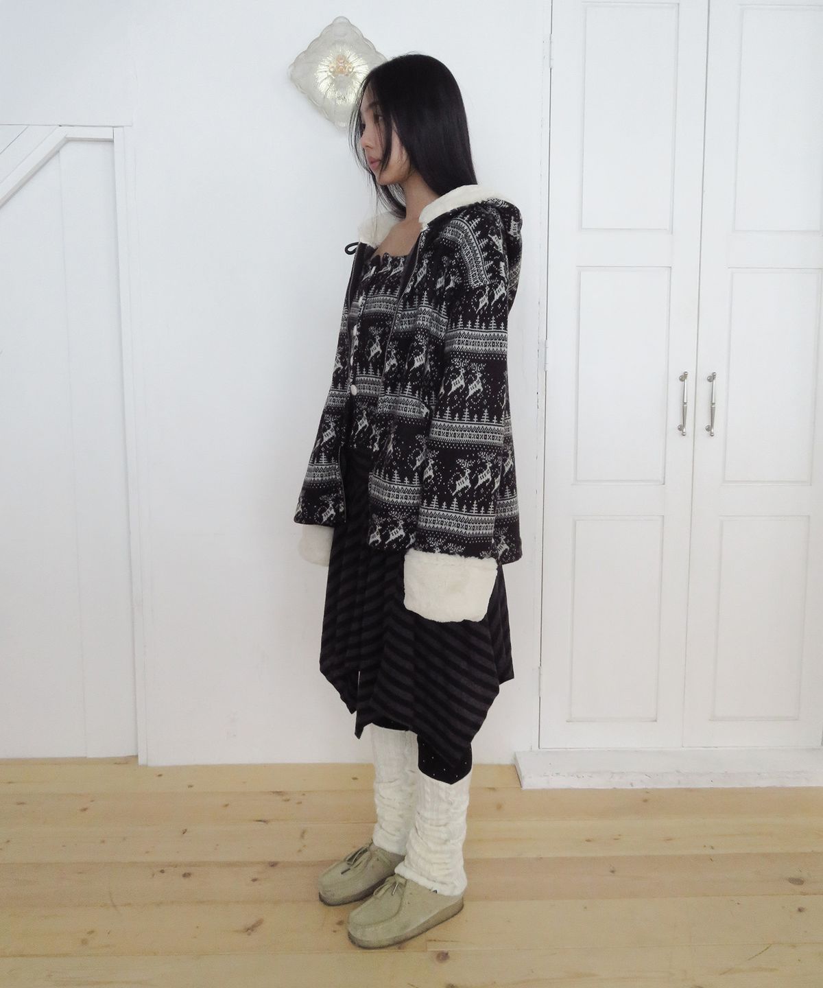 펀프롬펀(FUNFROMFUN) Nordic Fur Hoodie, Black