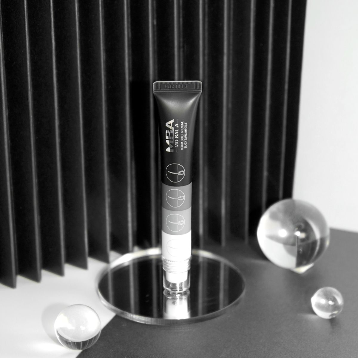 데이셀코스메틱(DAYCELLCOSMETICS) 모발아 더마스칼프 인텐시브 블랙턴 앰플 20ml