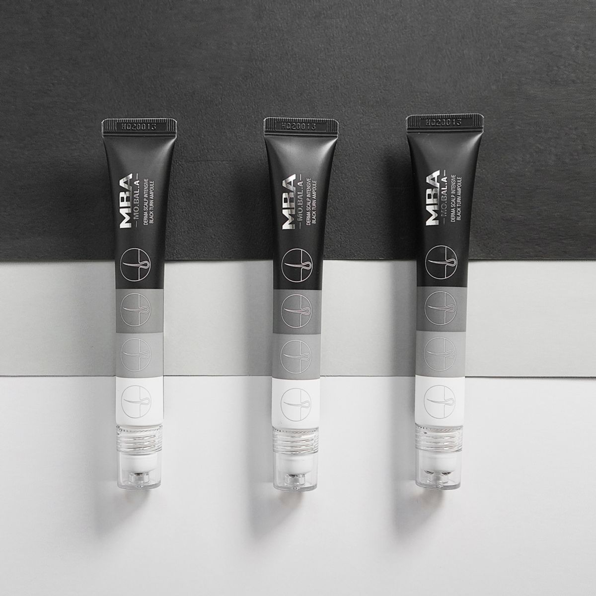 데이셀코스메틱(DAYCELLCOSMETICS) 모발아 더마스칼프 인텐시브 블랙턴 앰플 20ml