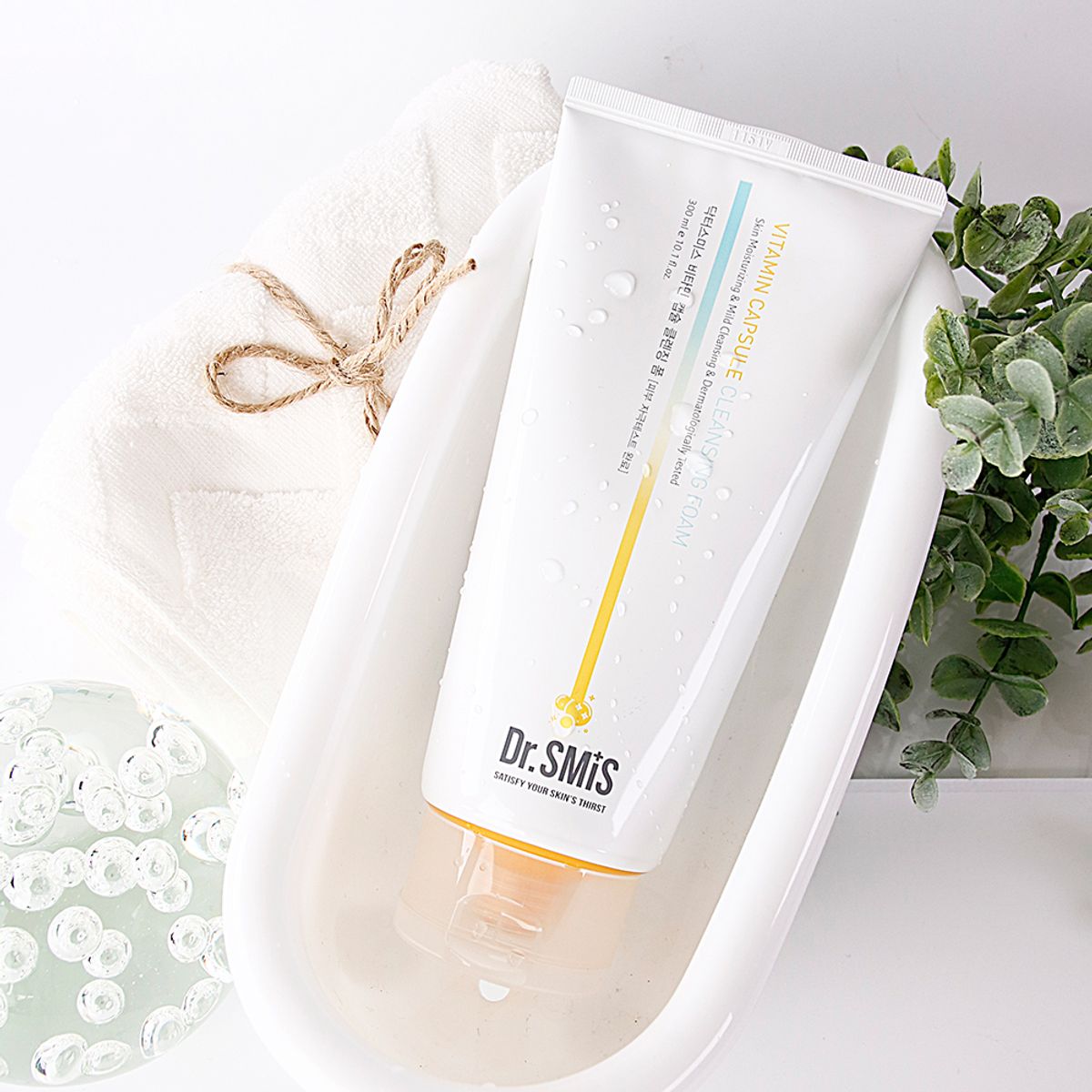 데이셀코스메틱(DAYCELLCOSMETICS) 닥터스미스 비타민 캡슐 클렌징 폼 300ml