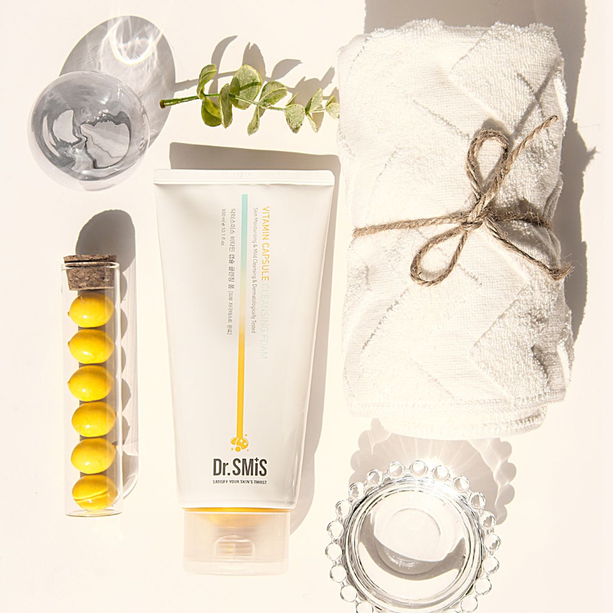 데이셀코스메틱(DAYCELLCOSMETICS) 닥터스미스 비타민 캡슐 클렌징 폼 300ml
