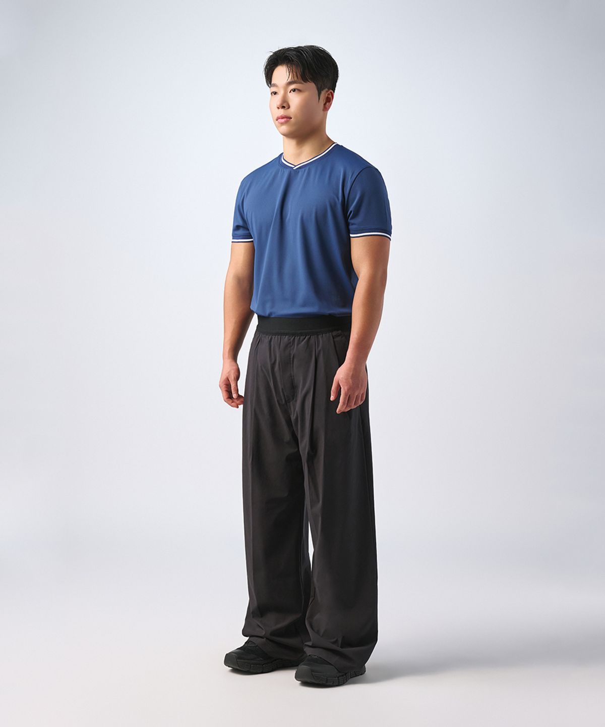 무신사 스탠다드 스포츠(MUSINSA STANDARD SPORTS) 드라이액트 머슬핏 넥포인트 숏슬리브 (4color)