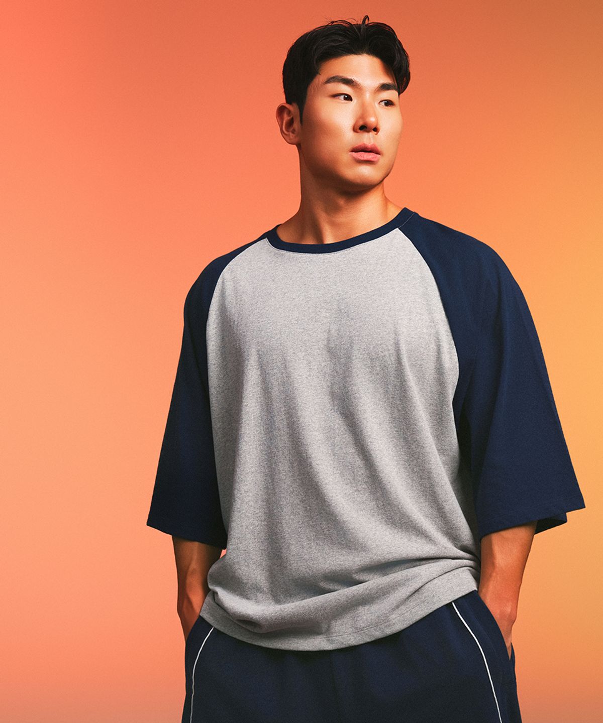 무신사 스탠다드 스포츠(MUSINSA STANDARD SPORTS) 코튼 오버핏 라글란 숏슬리브 (3color)