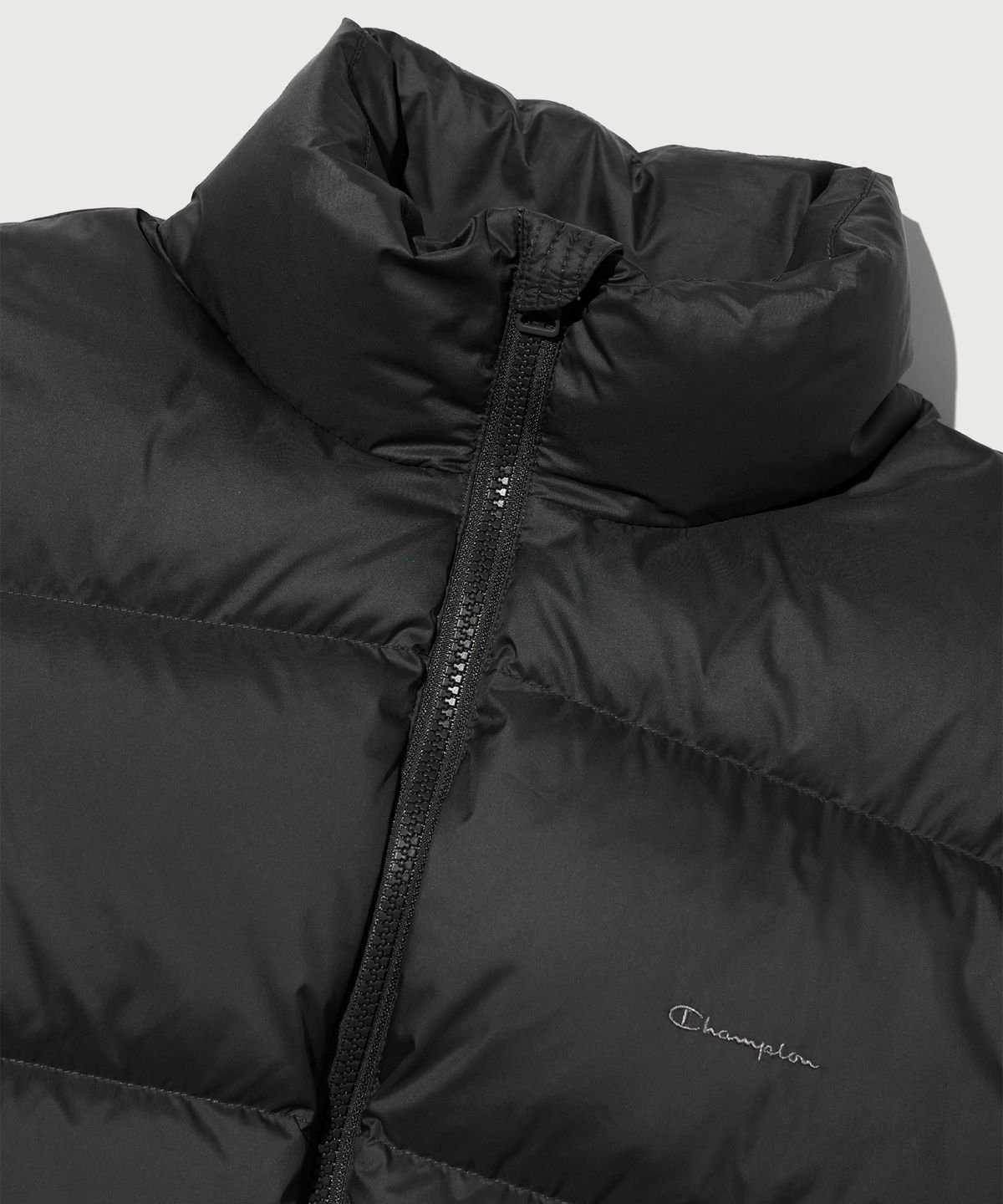 챔피온(CHAMPION) 2WAY 푸퍼 다운 재킷 Black