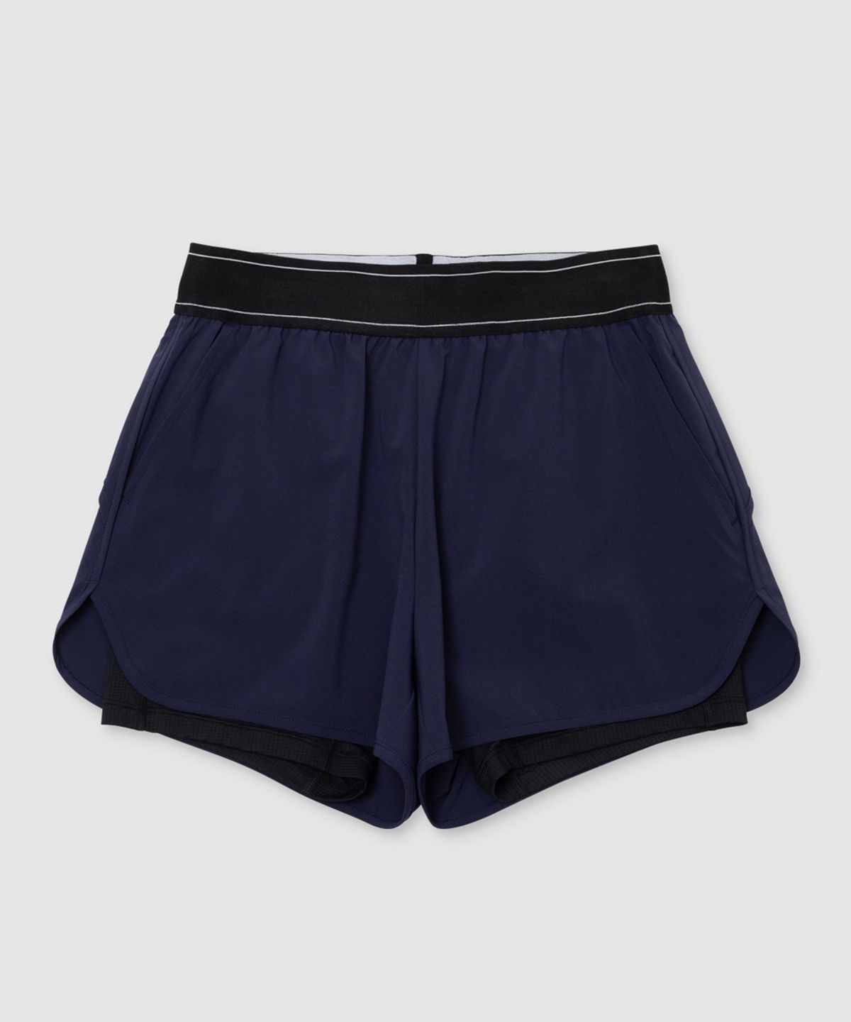 무신사 스탠다드 스포츠(MUSINSA STANDARD SPORTS) 알파액트 4인치 쇼츠 우먼 (2color)