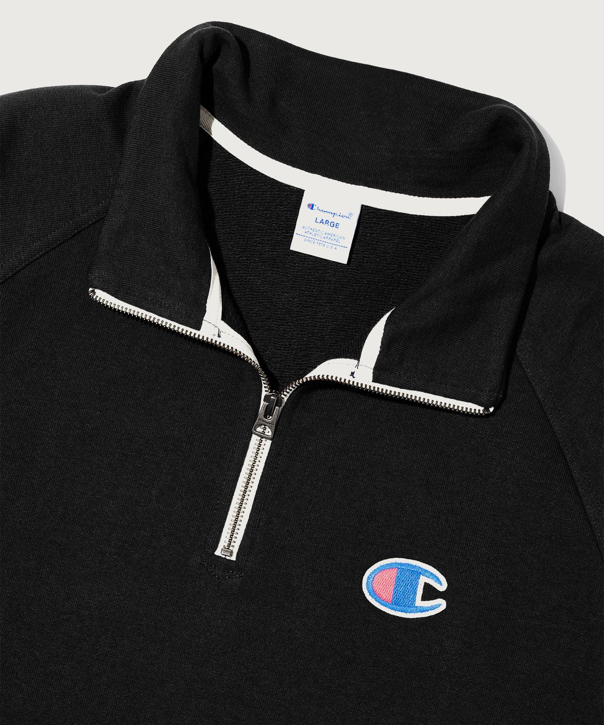 챔피온(CHAMPION) 헤리티지 로고 루즈핏 하프 집업 Black