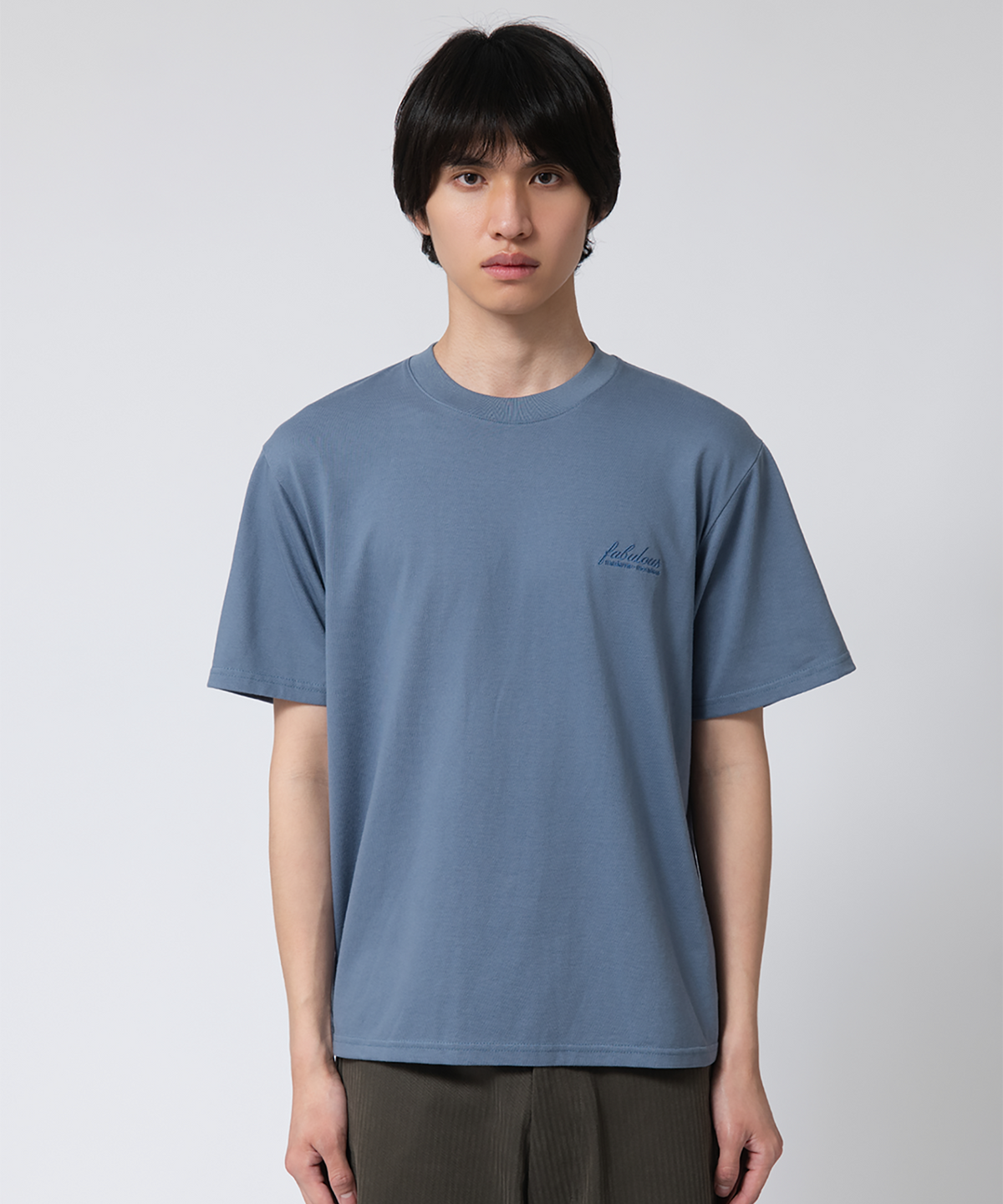 파버(FABEUR) LETTERING EMBROIDERED T-SHIRT (ASH BLUE)