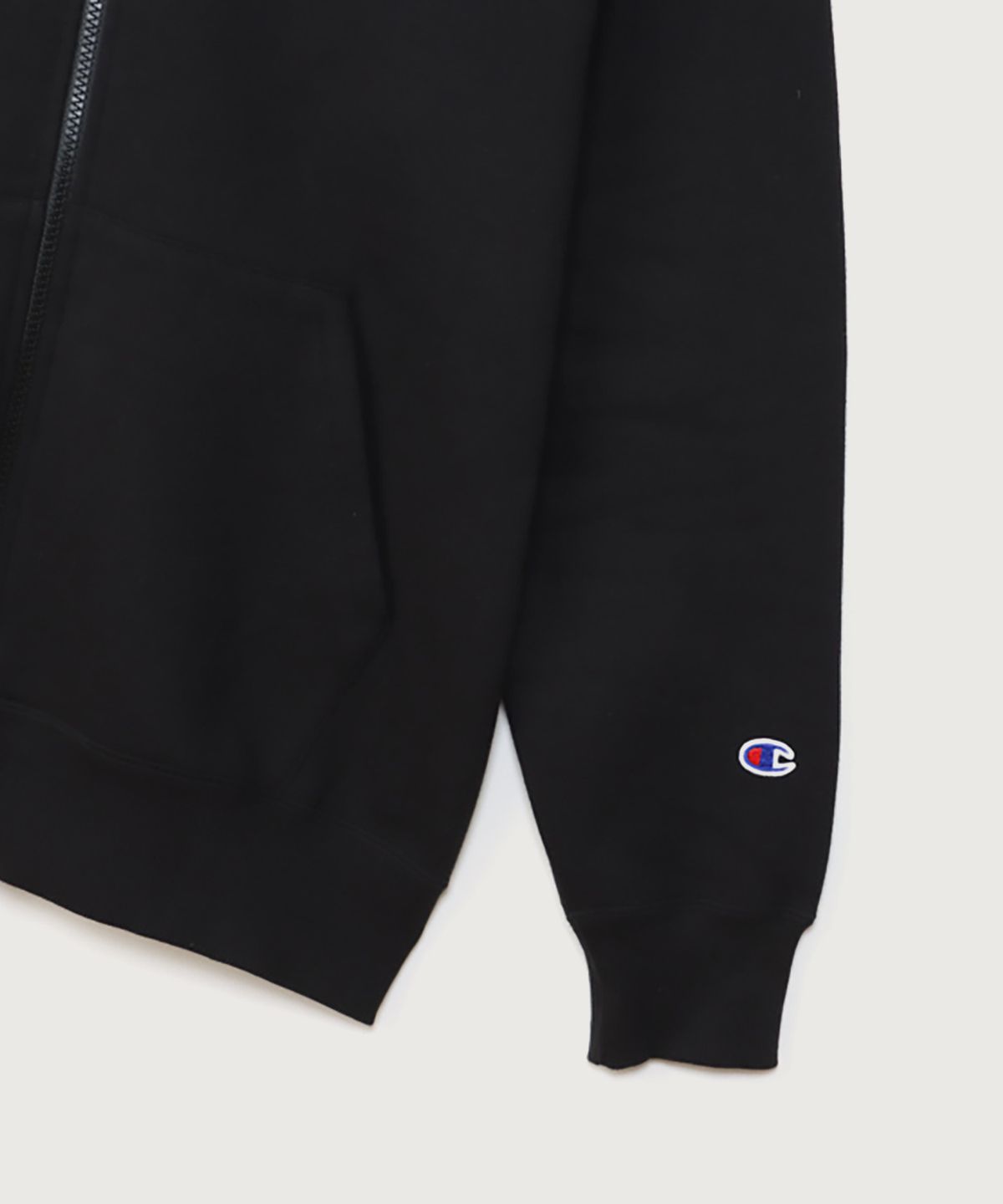 챔피온(CHAMPION) C로고 레귤러핏 후드 집업 Black