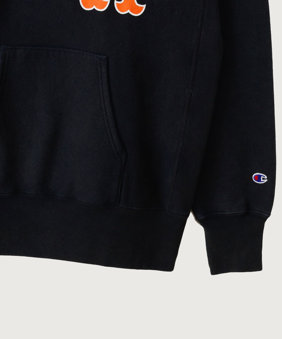 챔피온(CHAMPION) 리버스위브 ROCHESTER 레귤러핏 R로고 기모 후드 티셔츠 Off Black
