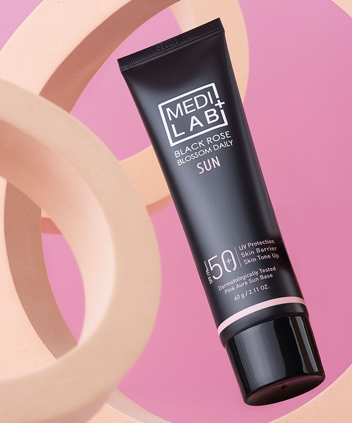 데이셀코스메틱(DAYCELLCOSMETICS) 메디 랩 블랙로즈 블로썸 데일리 수분광채 선크림 60g(SPF 50+ / PA++++)