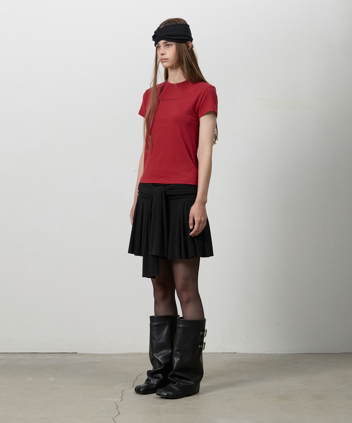 쓰리투에이티(THREE TO EIGHTY) RIBBON KNOTTED MINI SKIRT BLACK