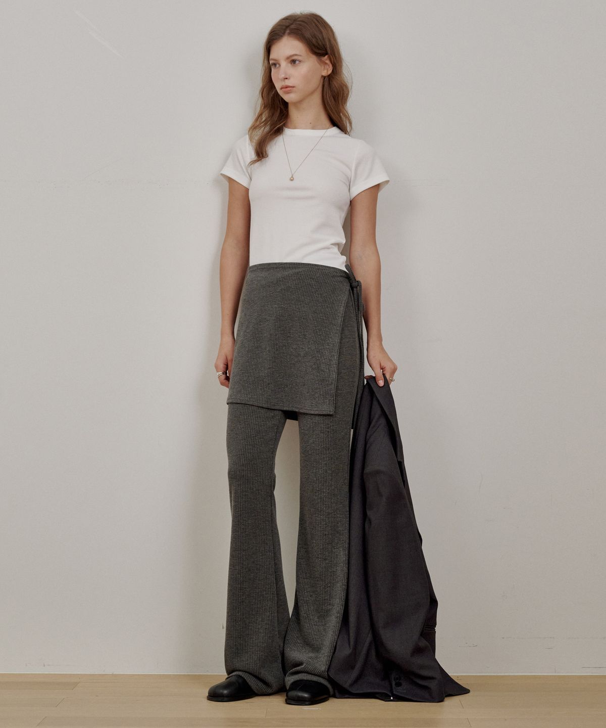 로시로우(LOSSYROW) Soft Ribbed Wrap Pants Charcoal