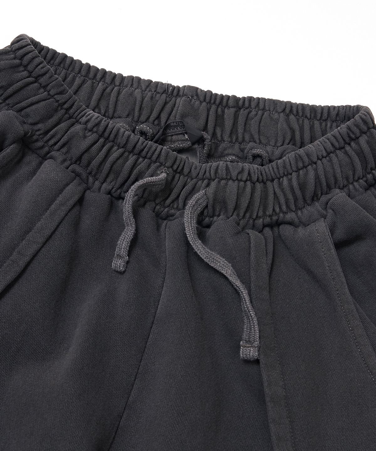 스티그마(STIGMA) PIGMENT ML WIDE BALLON PANTS CHACOAL
