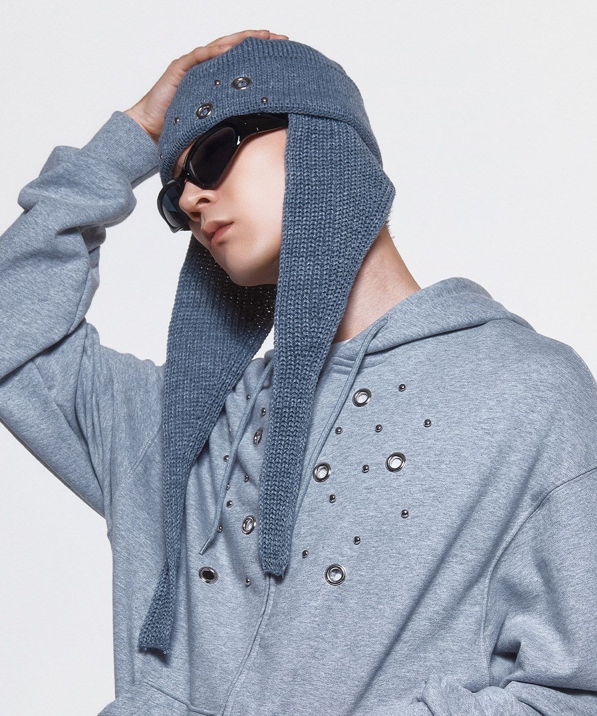 디오스피스(DAUSPICE) (DUC) Eyelet Stud Earflap Beanie Gray