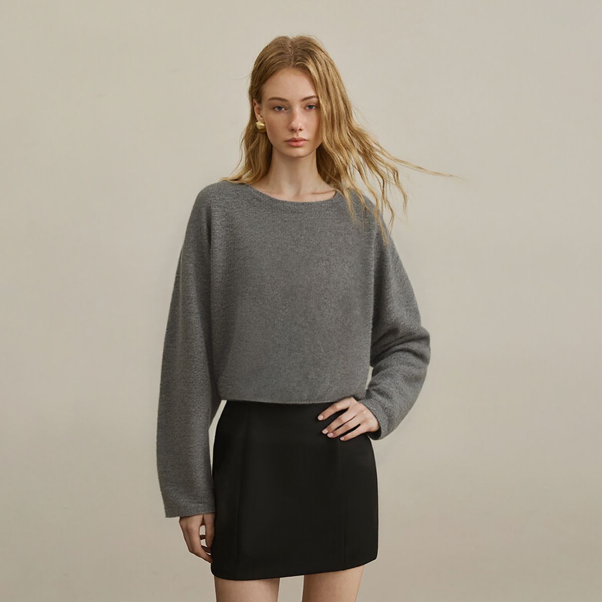 와이와이아이엠(YYIAM) YY_Solid color versatile knit top_2color