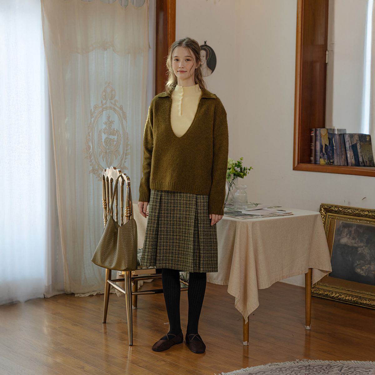프라우드 마리(PROUD MARY) PM_Big v neck olive long sleeve knit