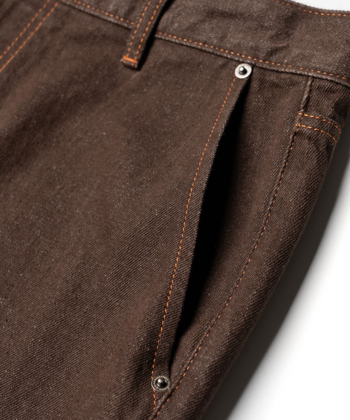 에든버러클럽(EDINBURGH CLUB) WIDE FIT DENIM PANTS (BROWN)