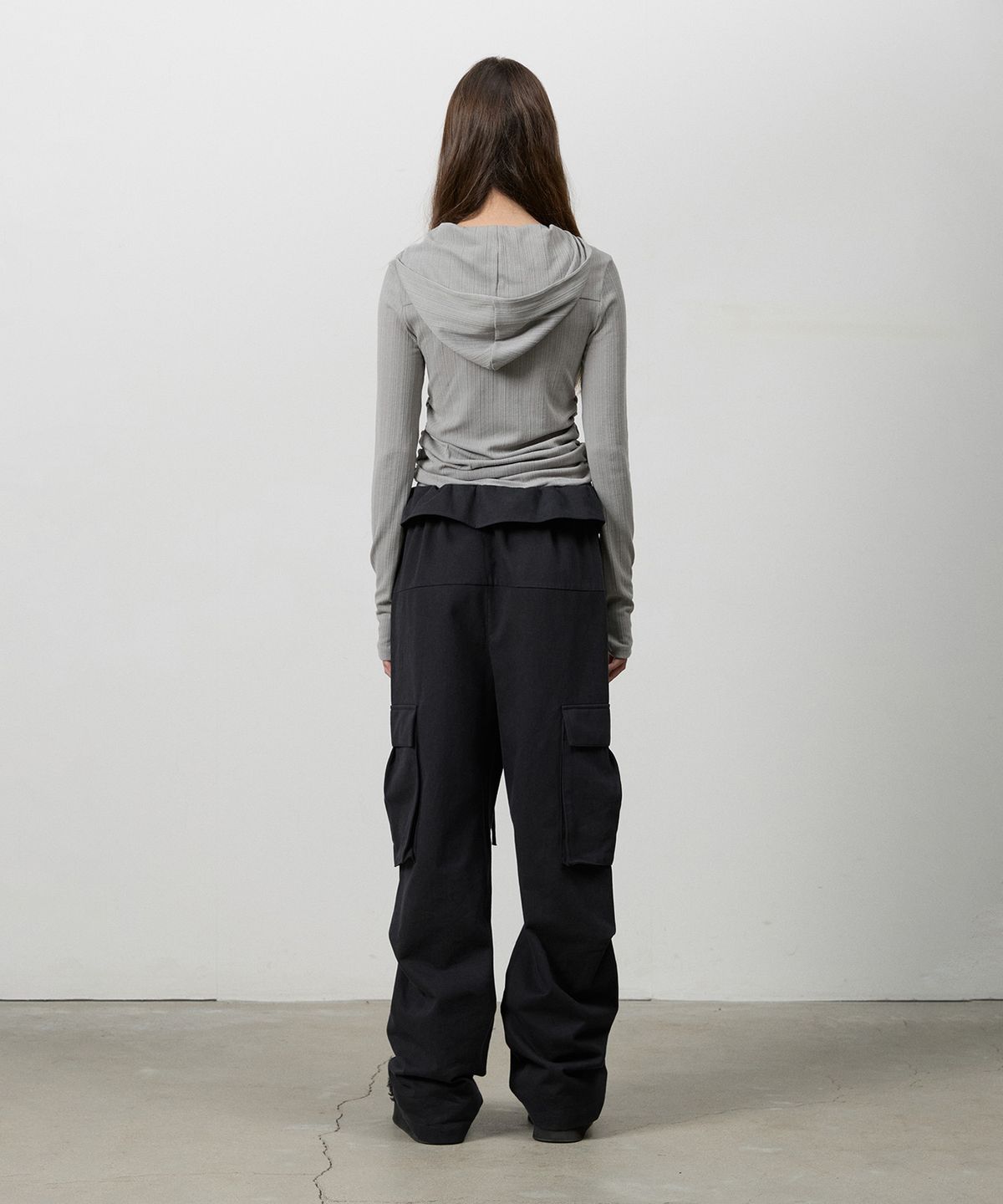 쓰리투에이티(THREE TO EIGHTY) FOLD CARGO POCKET PANTS BLACK