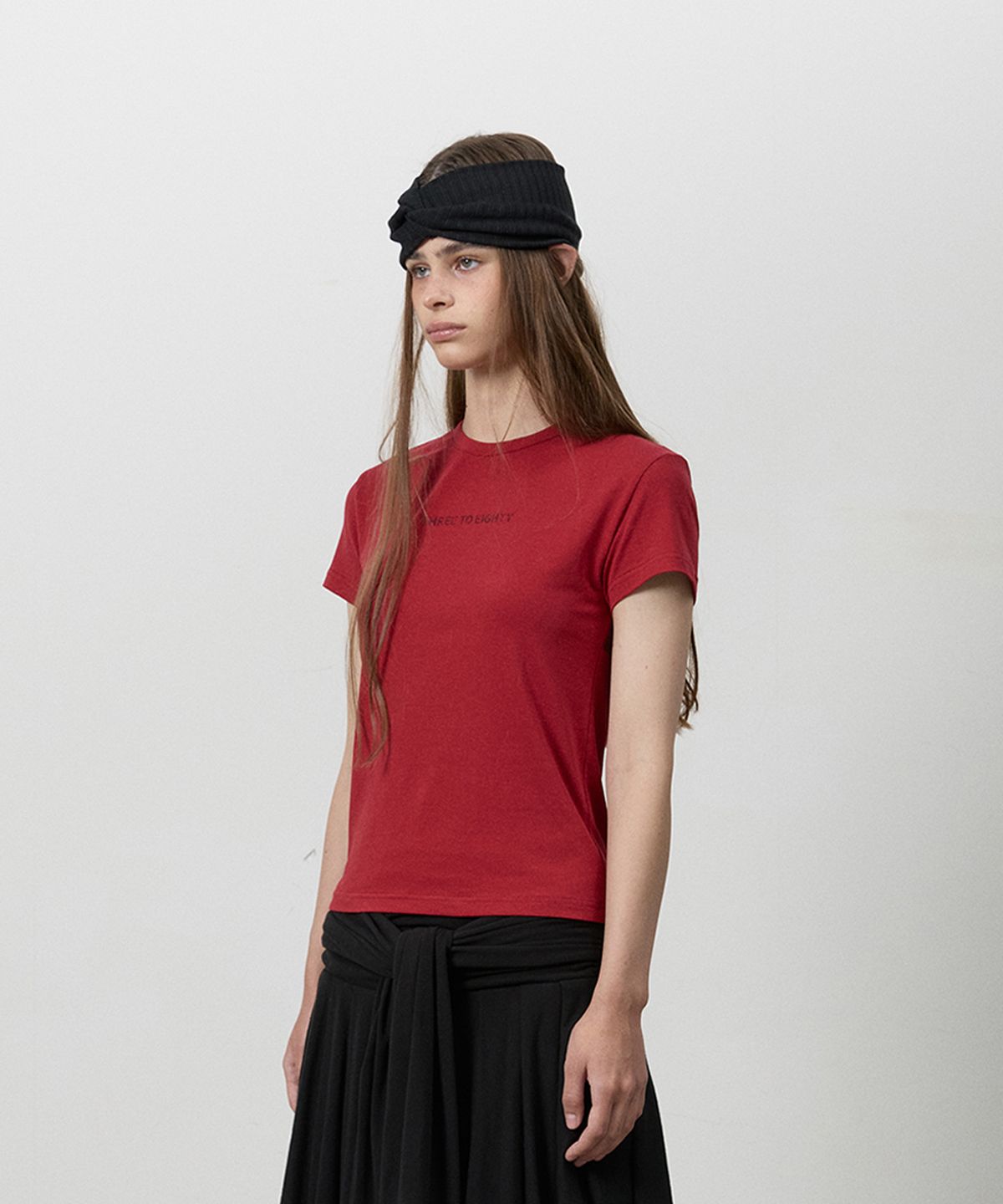 쓰리투에이티(THREE TO EIGHTY) STANDARD CORSET GRAPHIC TEE RED