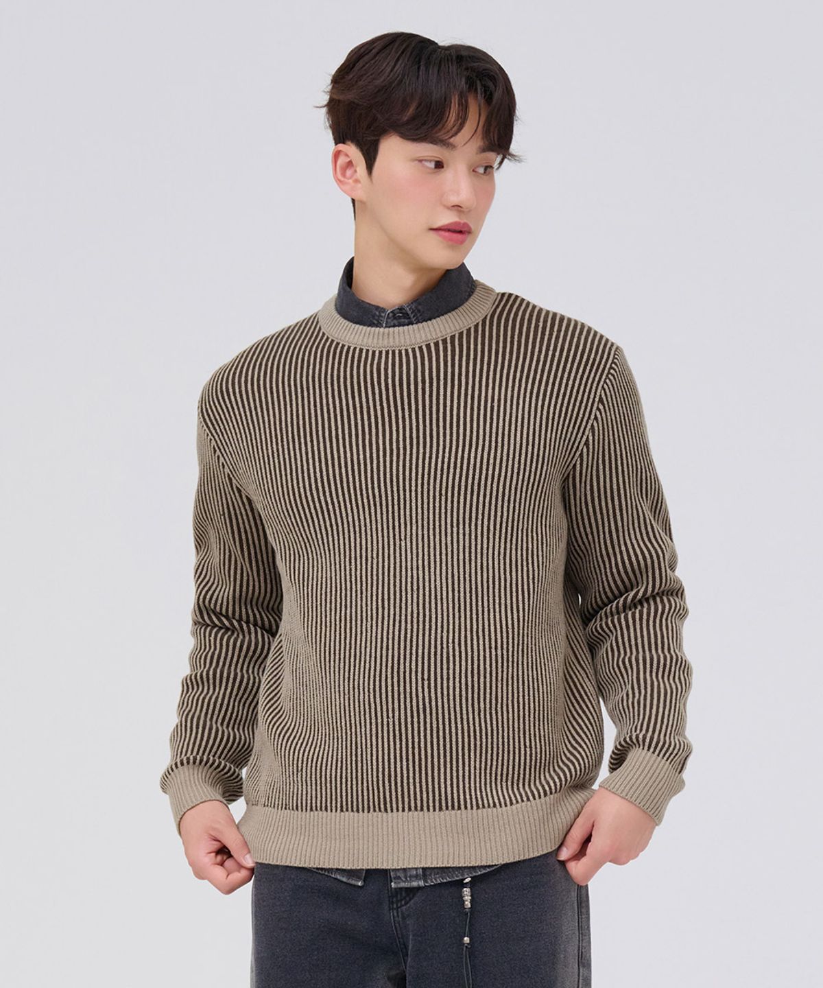 체이스컬트(CHASECULT) 남성 투톤 라운드 스웨터-브라운