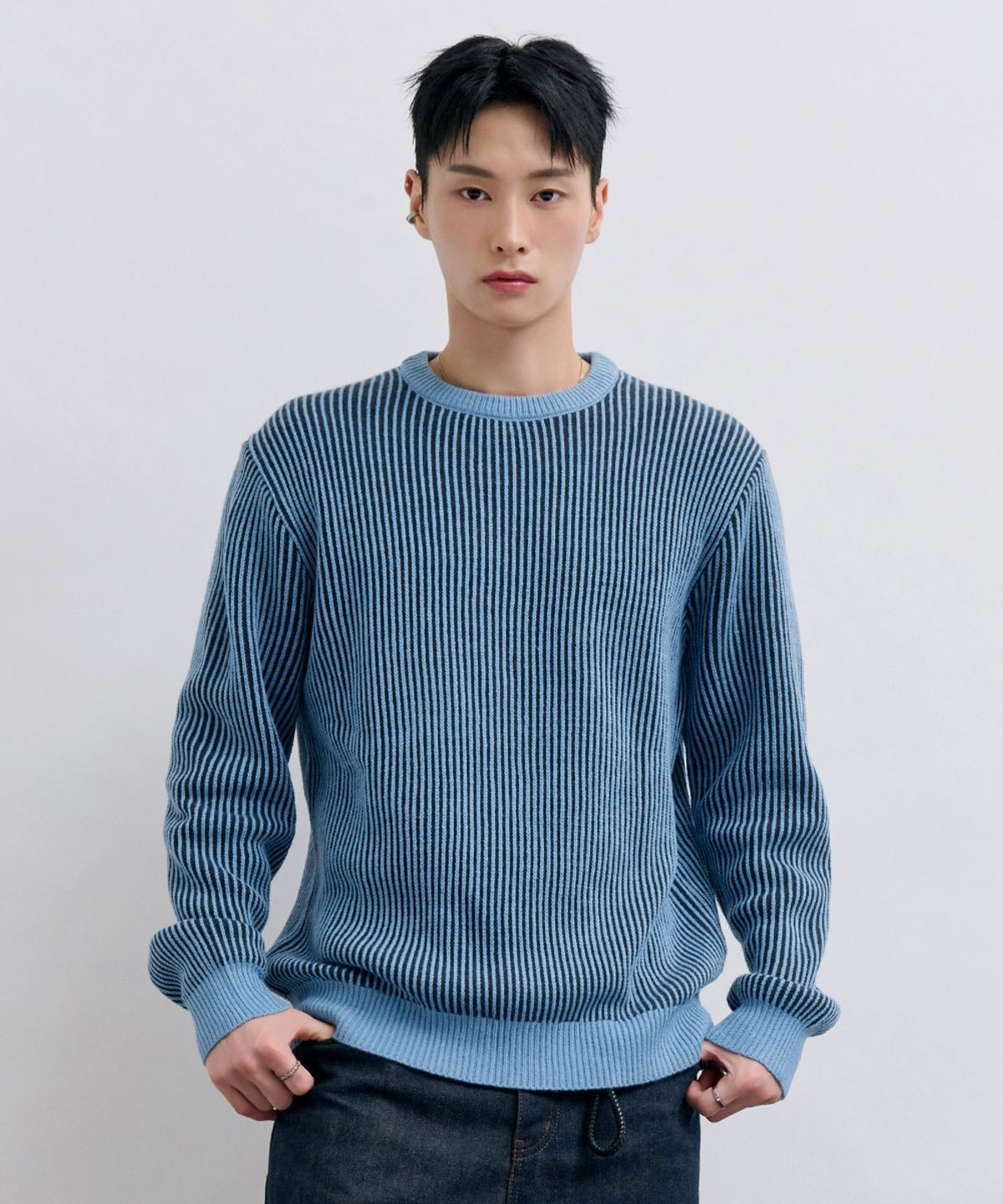 체이스컬트(CHASECULT) 남성 투톤 라운드 스웨터-블루