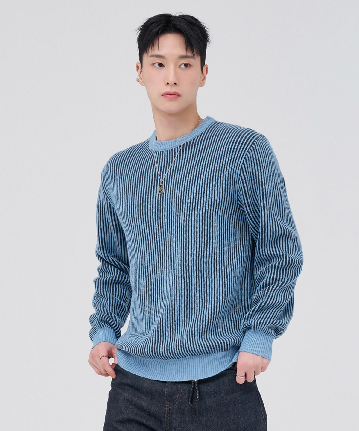 체이스컬트(CHASECULT) 남성 투톤 라운드 스웨터-블루