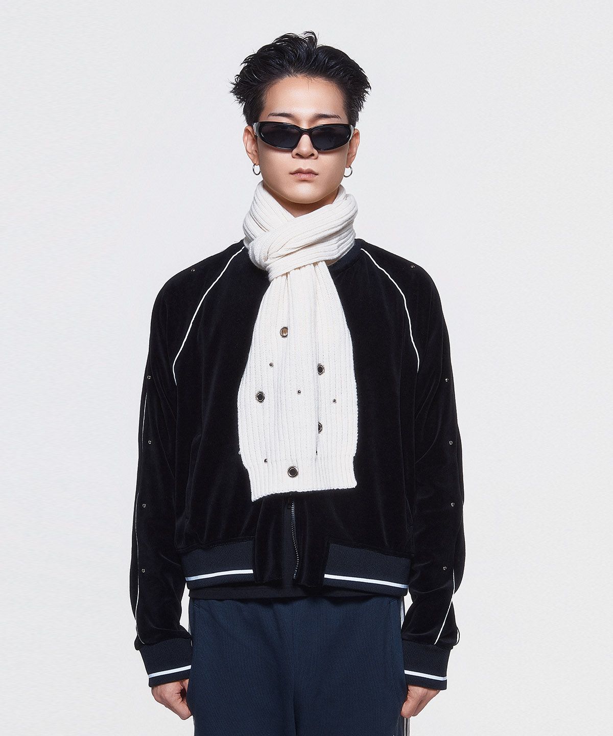 디오스피스(DAUSPICE) (DUC) Eyelet Stud Muffler White