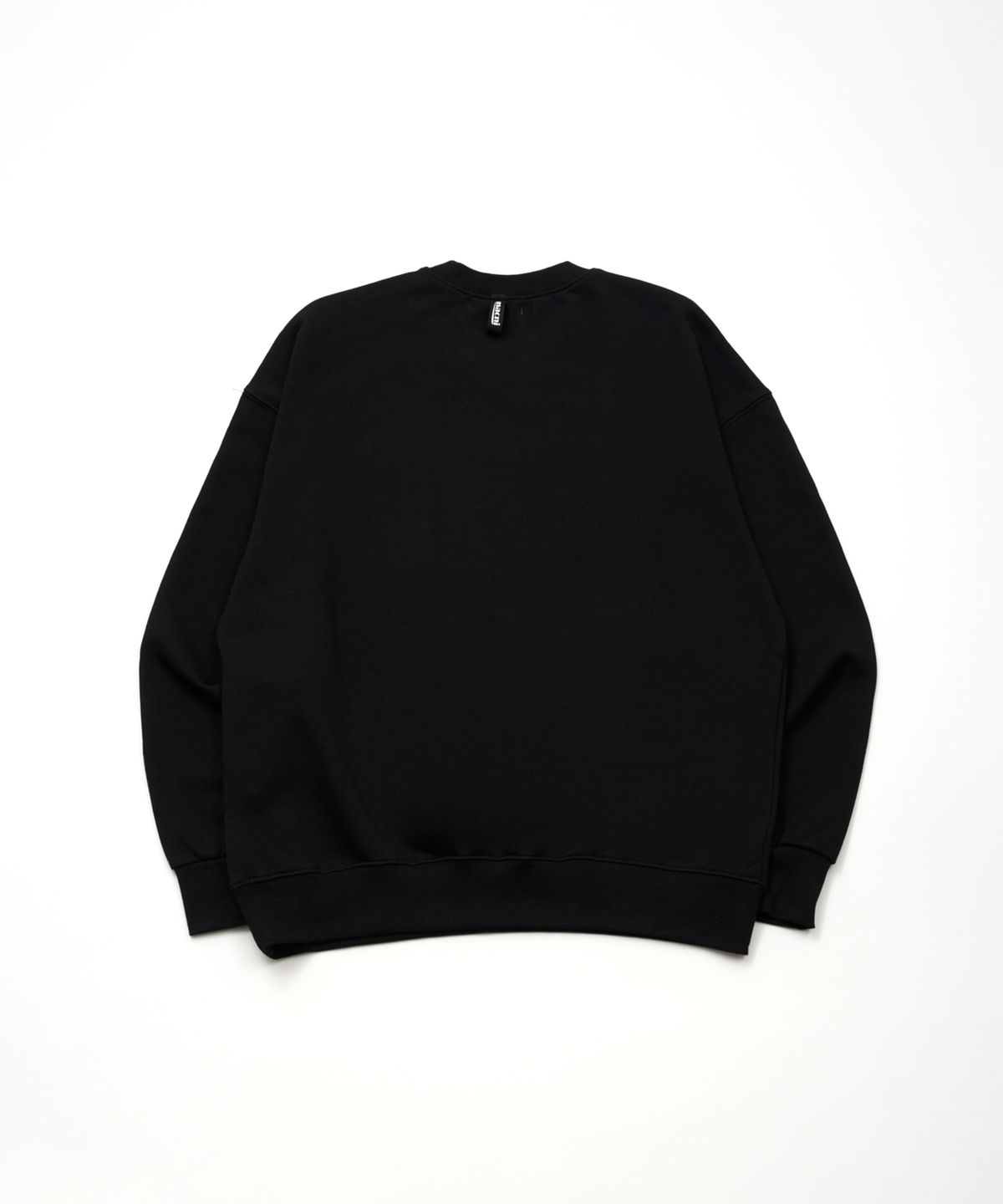 마크니(MACNI) RETRO LOGO SWEATSHIRT_BLACK