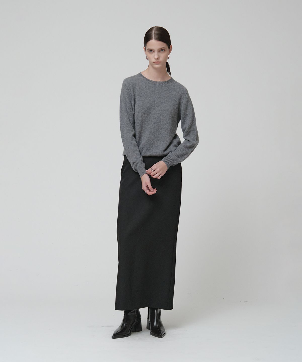 뮤제(MUSEE) [ESSENTIEL] AUBIER Minimal Wool-Blend Long Maxi Skirt_Black